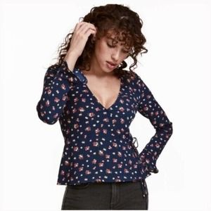 H&M Divided Size 4 Blue Floral Wrapover Blouse Womens Long Sleeve Peplum Top NWT